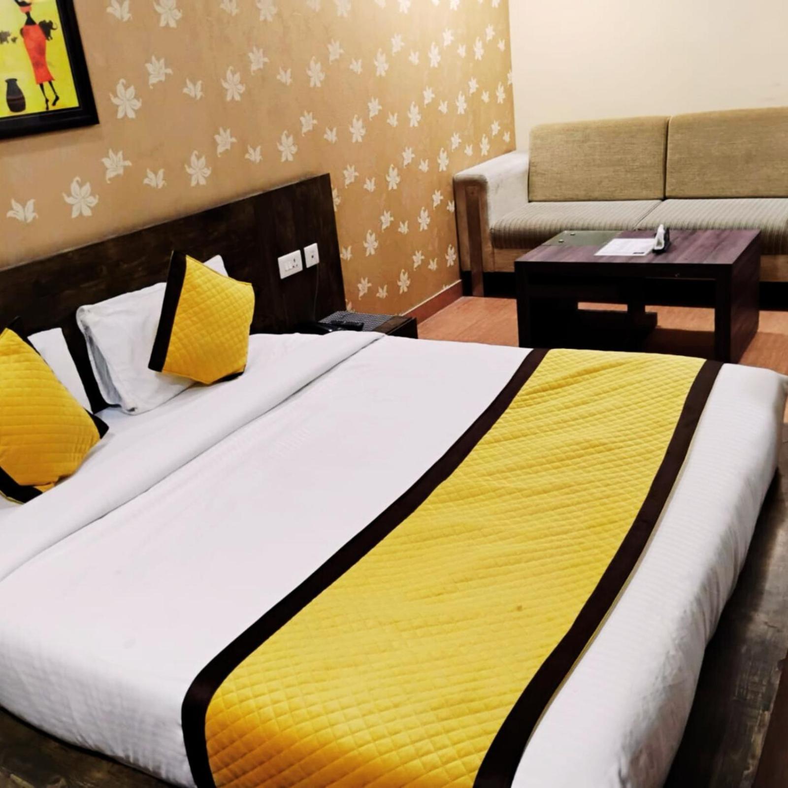 Hotel Lake View Grand Lucknow Exterior foto