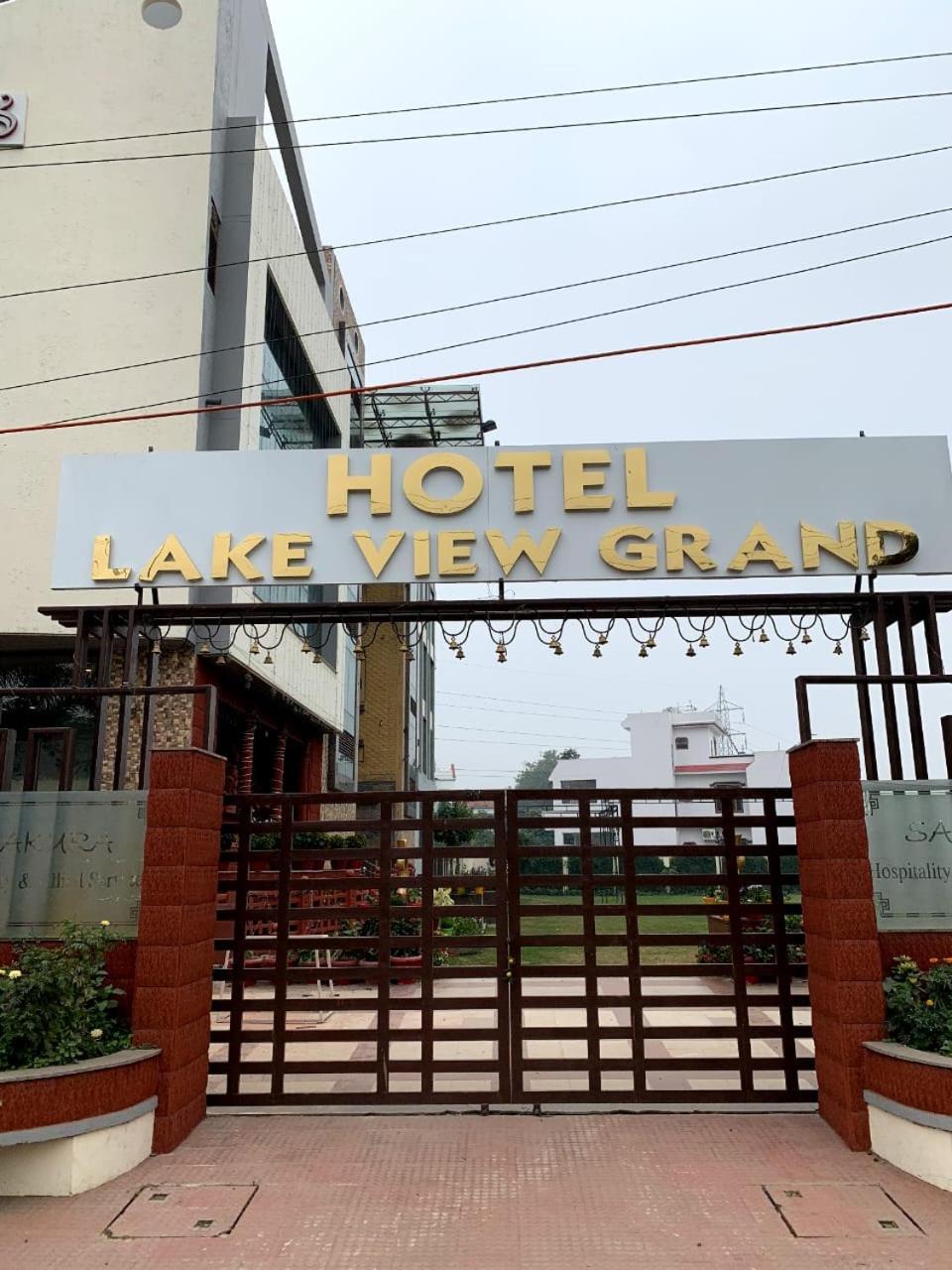 Hotel Lake View Grand Lucknow Exterior foto