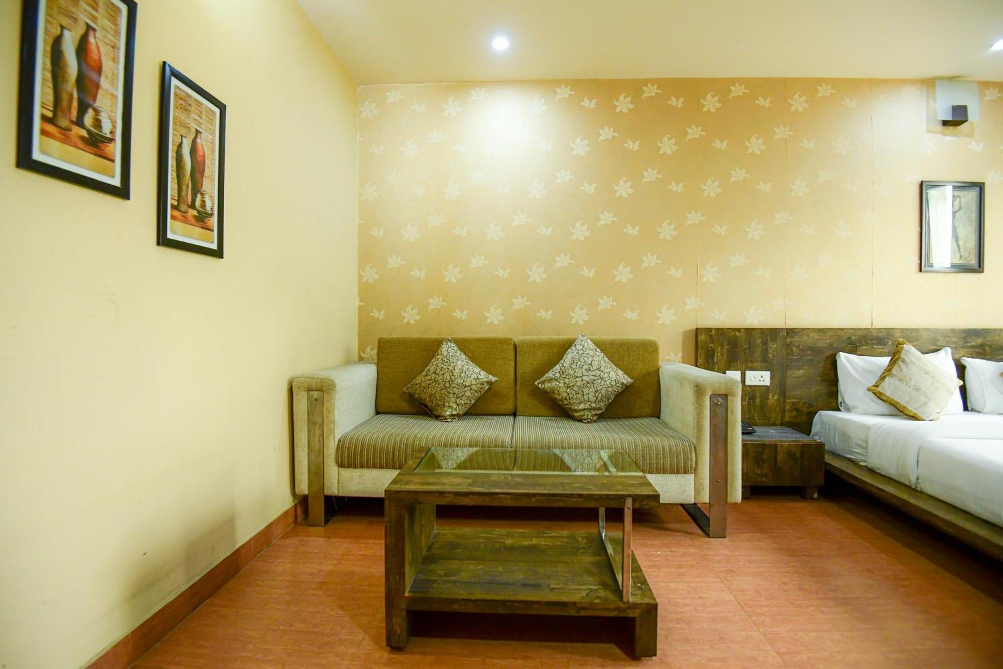 Hotel Lake View Grand Lucknow Exterior foto