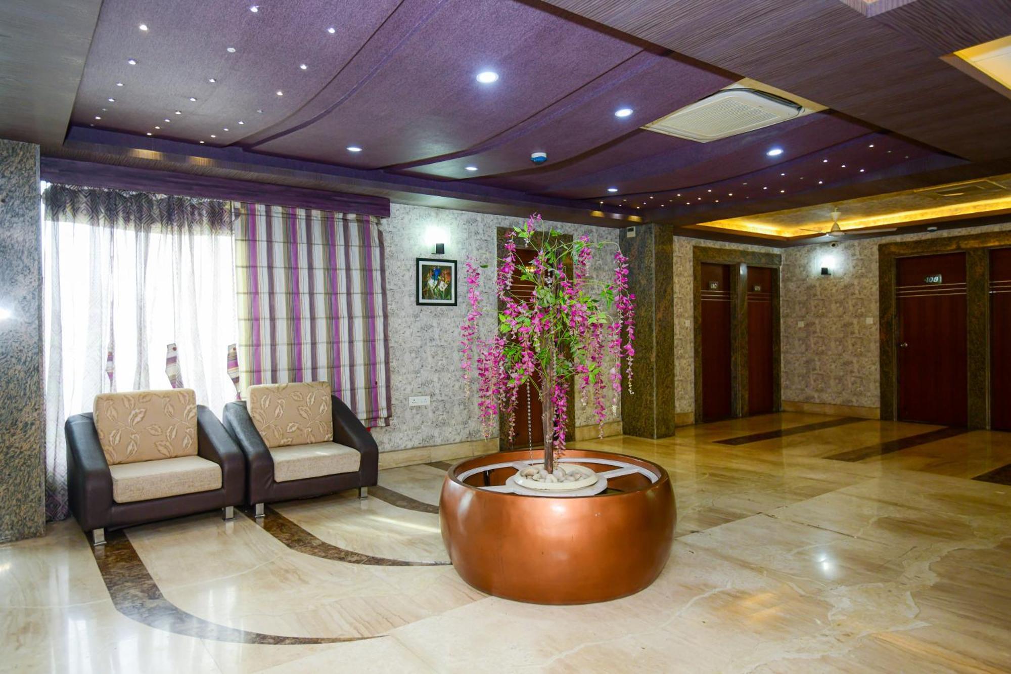 Hotel Lake View Grand Lucknow Exterior foto